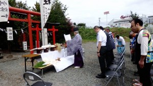 宮司さんによる祝詞の奏上